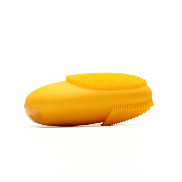 Side of facial cleansing power brush