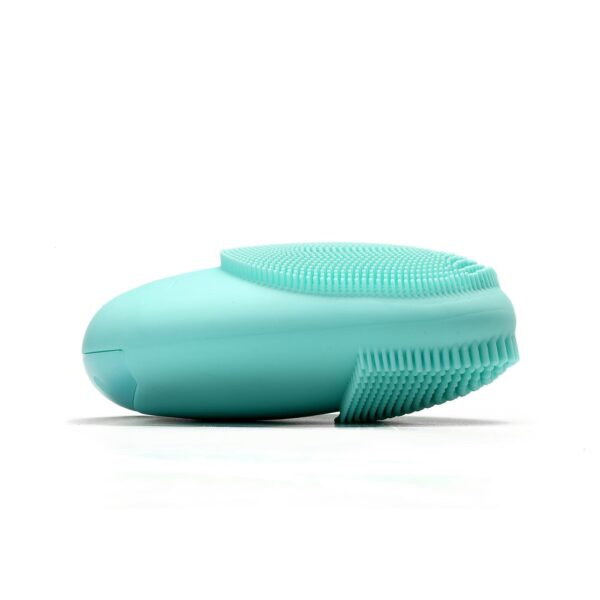 Side of rechargeable face brush